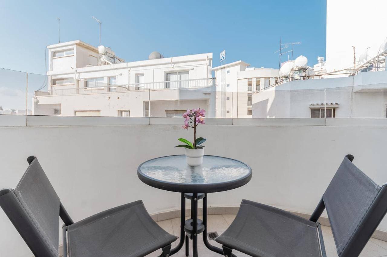 Foto 5 von 15: One-Bedroom Apartment with Balcony