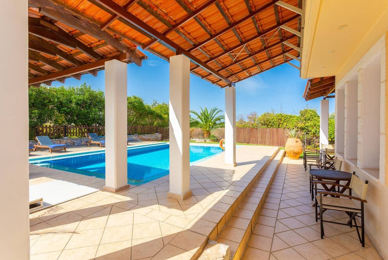 Foto 8 von 40: Villa für 7 Personen mit Garten