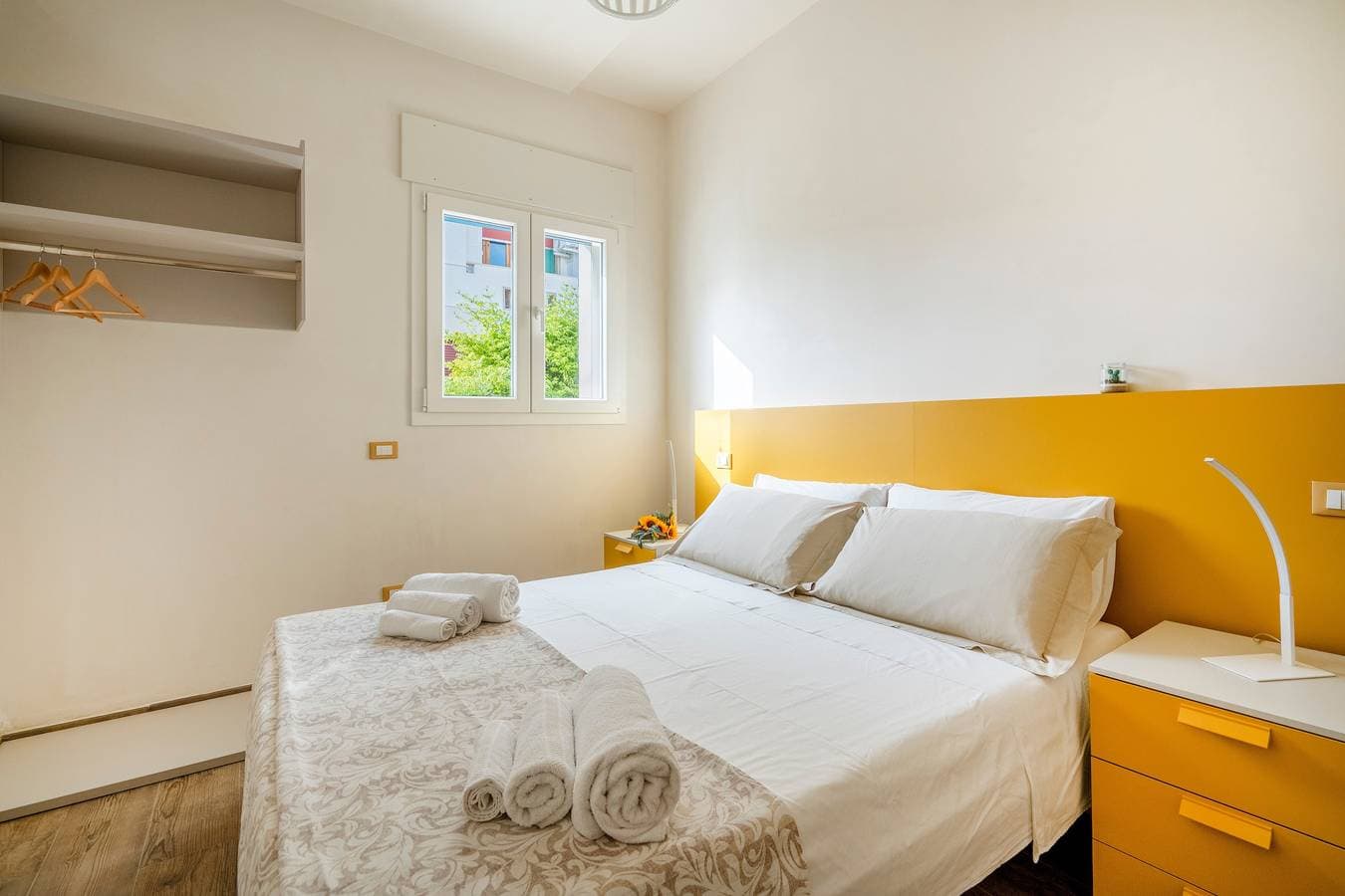 Foto 9 von 20: Ferienwohnung "Gufo Di Mare - Giallo" mit Meerblick und privater Terrasse
