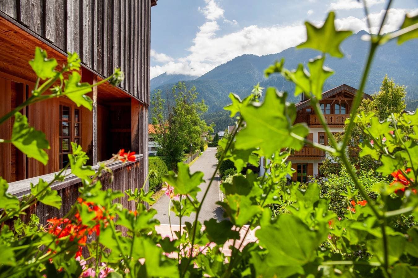 Foto 8 von 31: Zimmer 'Apartment Mit Bergblick' mit Bergblick, Balkon und Wi-Fi