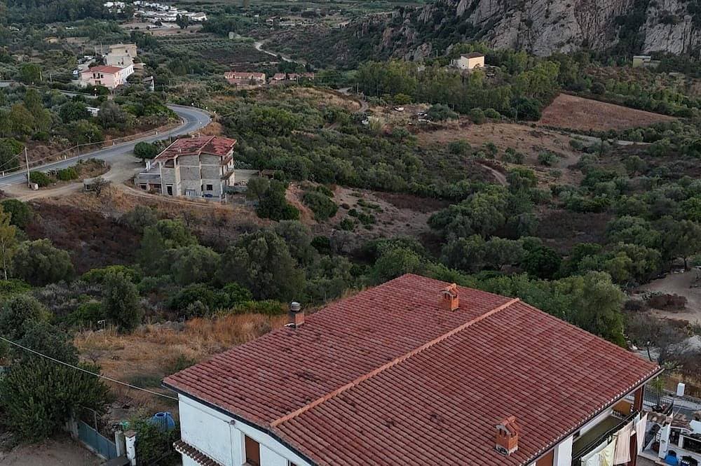 Foto 6 von 7: Vacation apartment in Santa Maria Navarrese, beautiful view