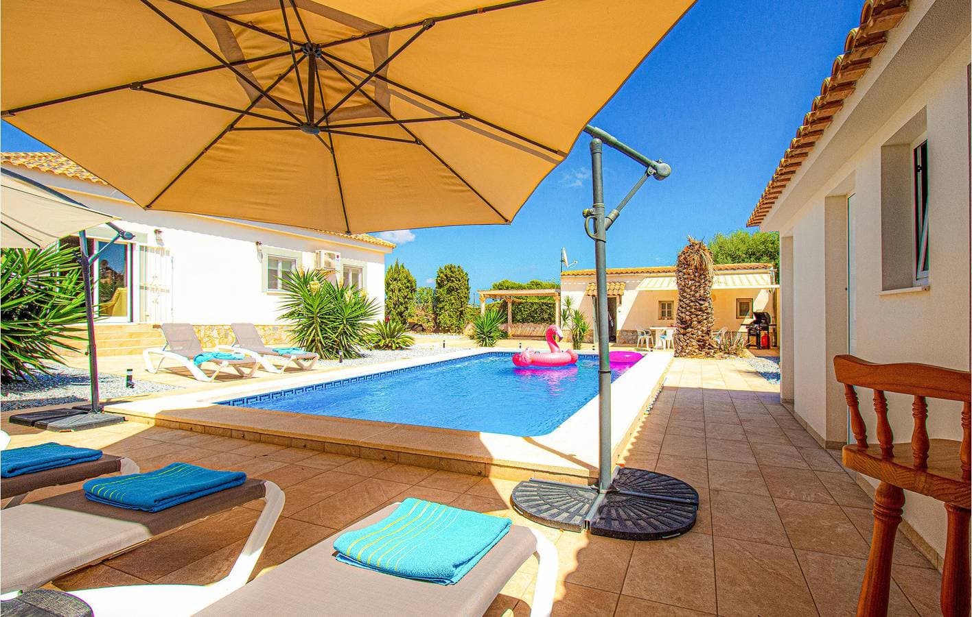 Foto 9 von 36: 110qm Wohnung: AC, Pool, Terrasse, Parkplatz