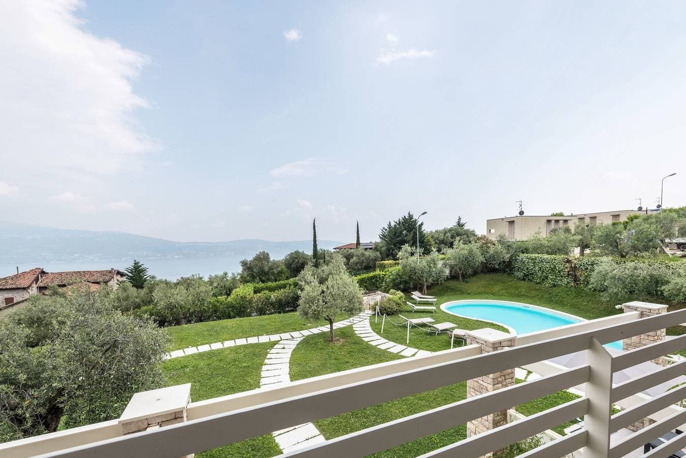 Foto 6 von 25: Apartment „Little Paradise Lake Garda“ mit Gemeinschaftspool & WLAN