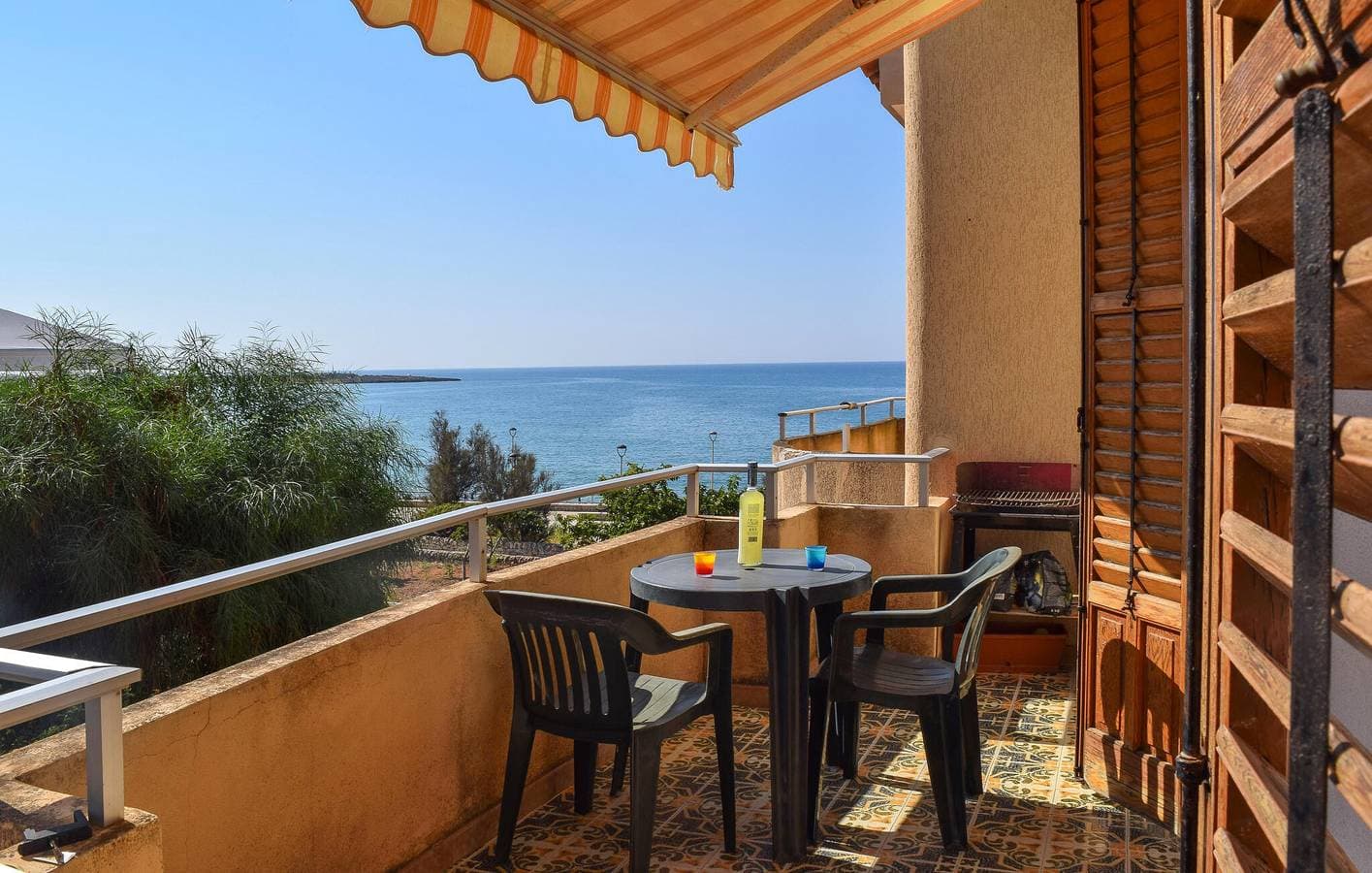 Gemütliche Ferienwohnung mit Meerblick und Terrasse in der Nähe des Strandes von Sampieri 1