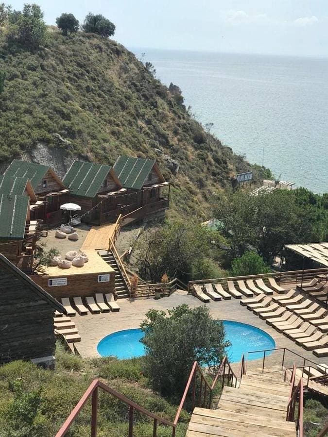 Ayanya Beach Hotel & Bungalows 1