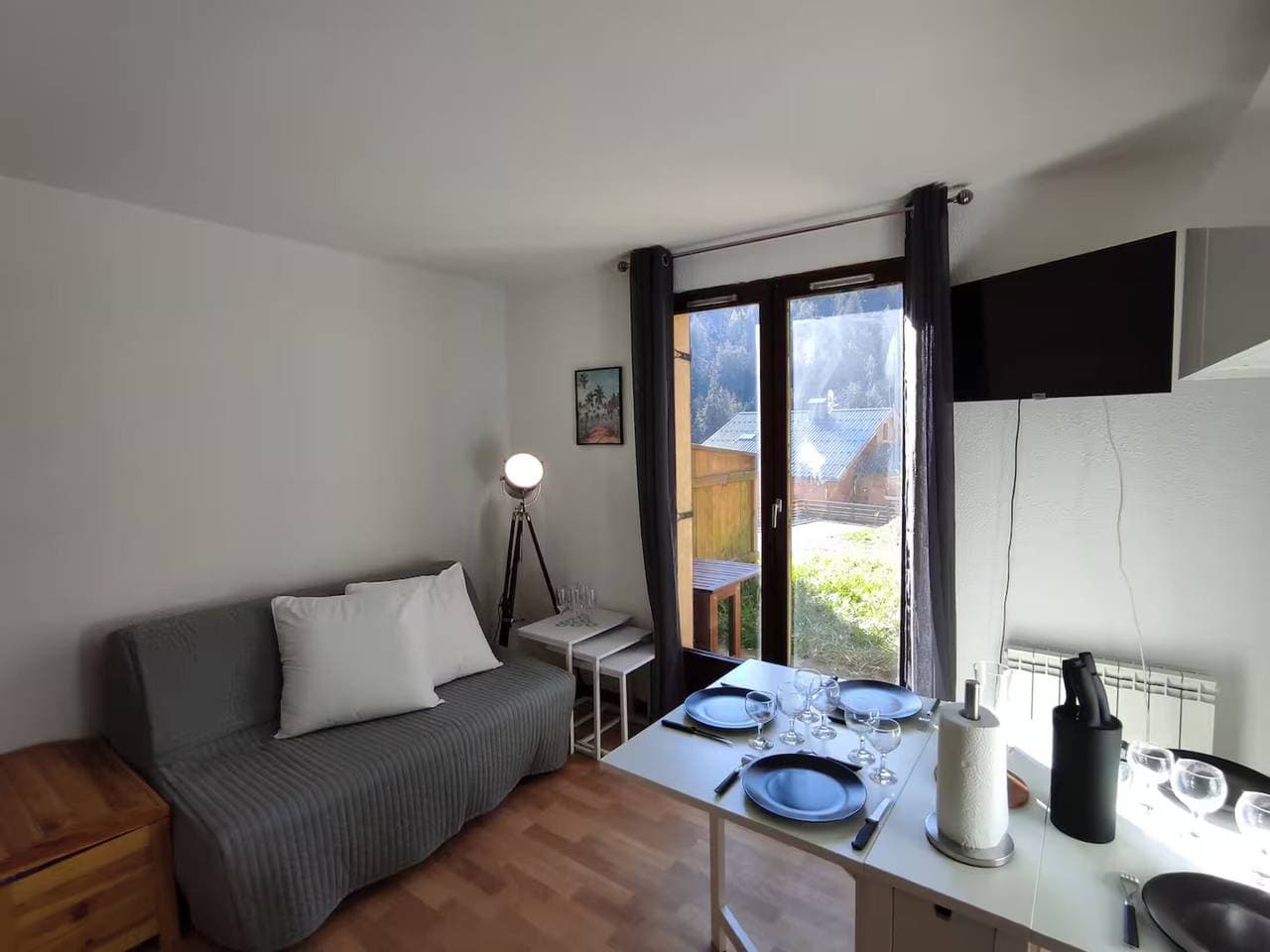 Foto 6 von 38: Studio-Apartment 'Le Refuge Douillet' mit Bergblick und privater Terrasse