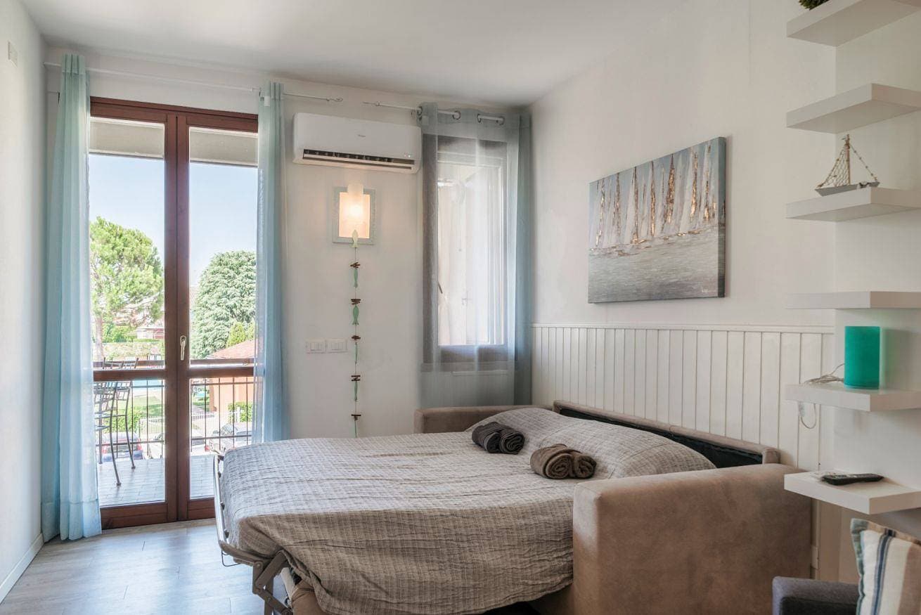 Foto 2 von 34: Ferienwohnung für 2 Personen mit Balkon/Terrasse