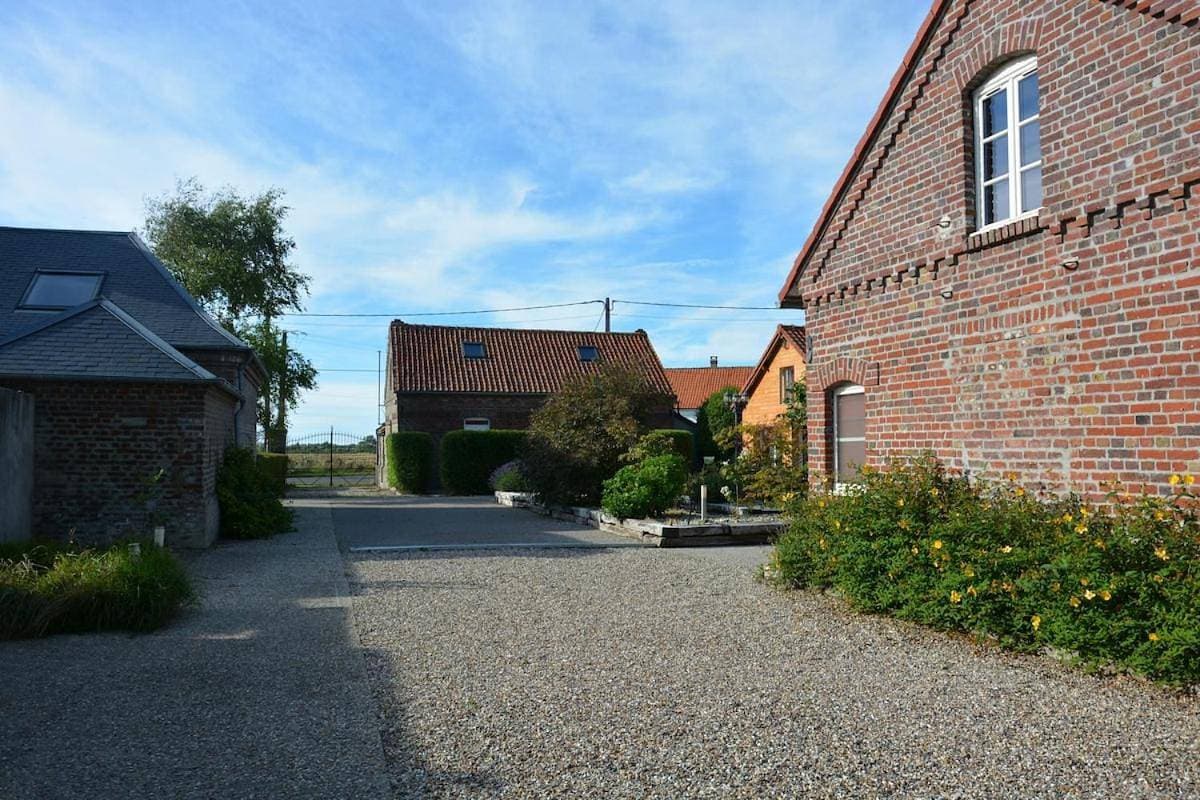 Foto 5 von 14: Three-Bedroom House