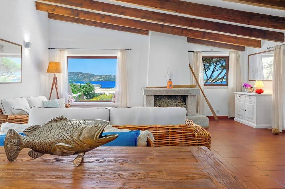 Foto 6 von 30: Villa Itaca - Amazing Swimmingpool by the Sea