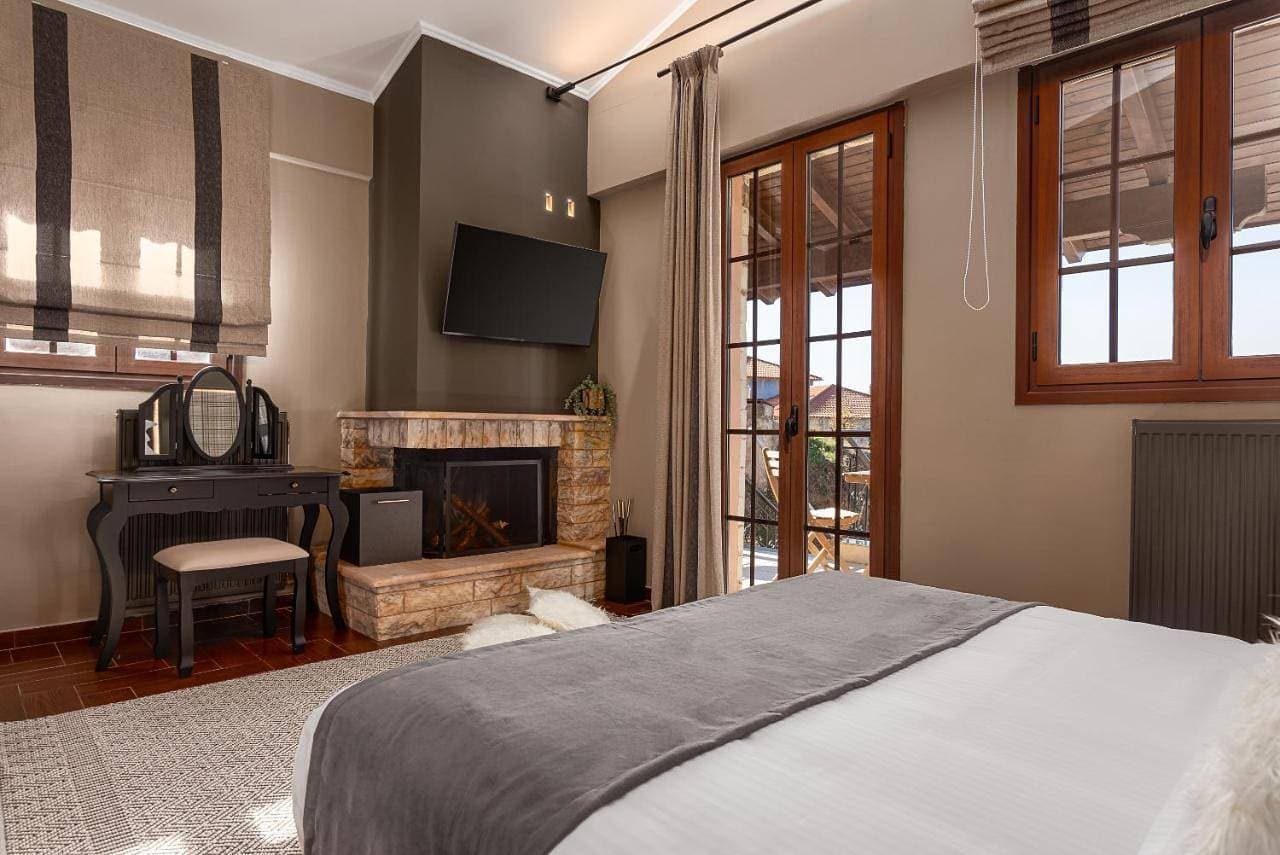 Miranda by GM Luxury Suites Kalavryta 1