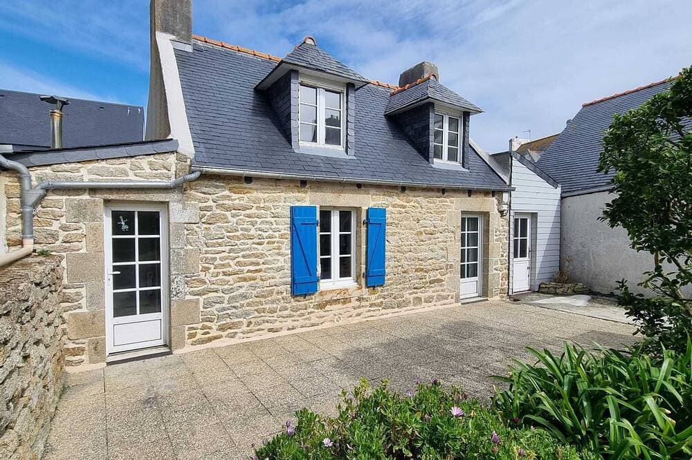 Real Fisherman's house, Close to beach, port and windsurfing 1