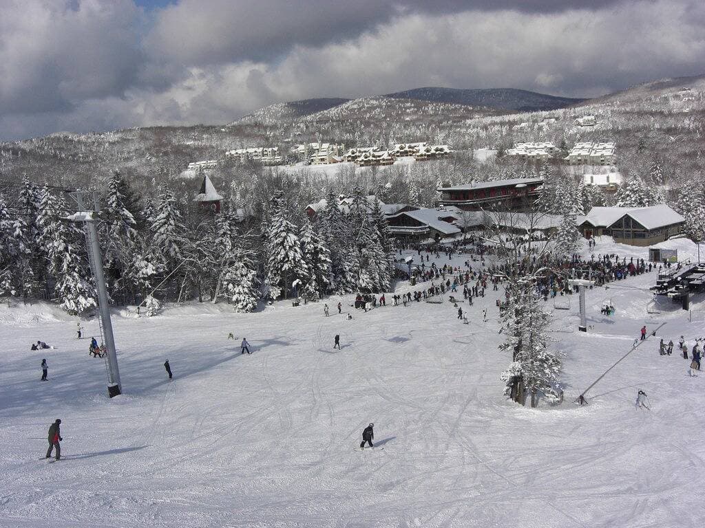 Foto 10 von 11: Neu dekoriert! Tolle Lage am Mount Snow, kostenloser Shuttle, Pool/Whirlpool