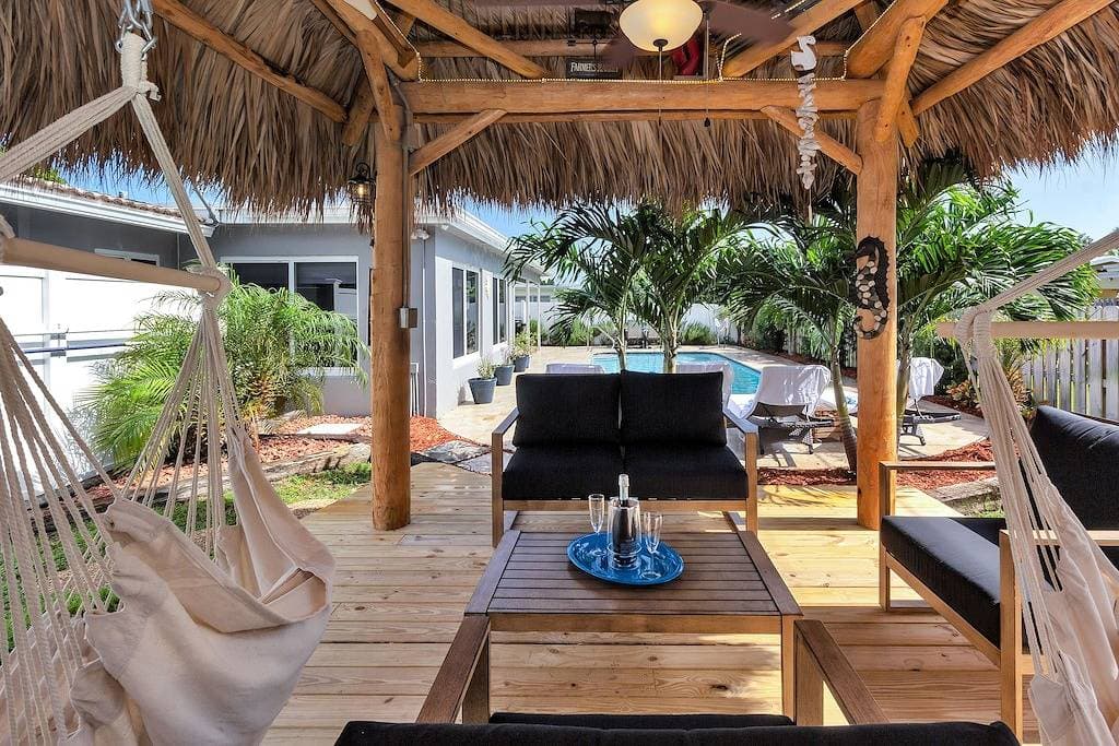 Foto 7 von 50: Perfektes Strandhaus! Großer 3/2 w / beheizter Pool, überdachtes Lanai & 2 M vom Strand entfernt
