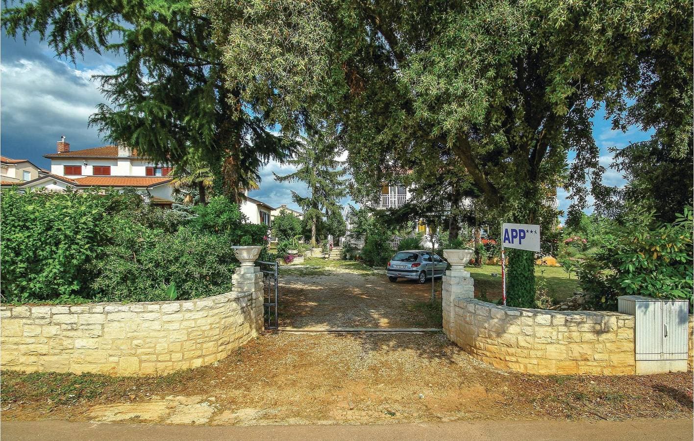 Foto 10 von 27: Gemütliche Ferienwohnung mit Terrasse, WLAN und Parkplatz in der Nähe der Küste und des Stadtzentrums