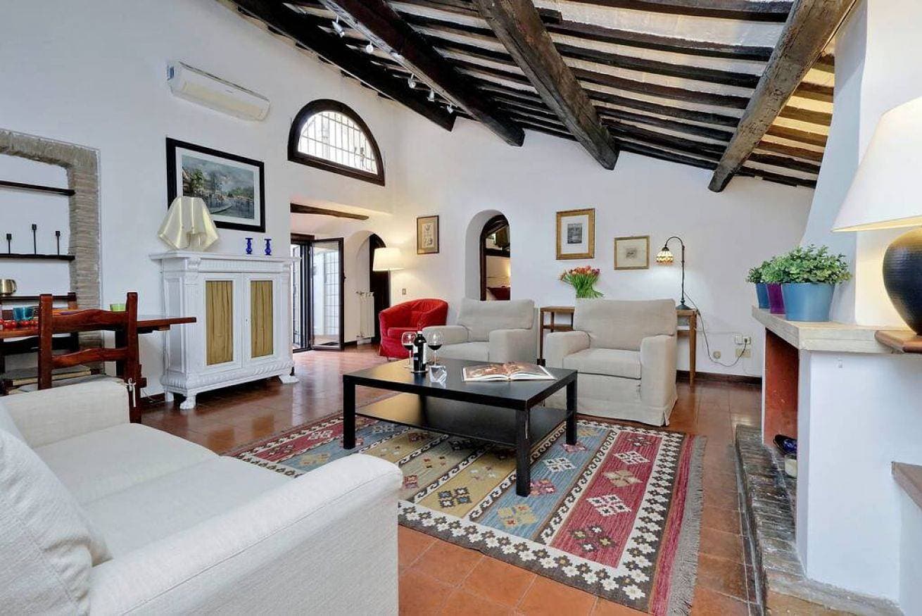 Foto 7 von 60: Ferienwohnung für 4 Personen mit Balkon/Terrasse
