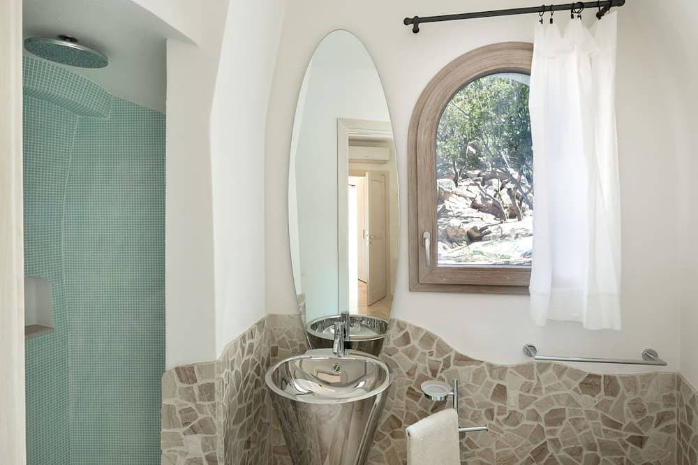 Foto 4 von 17: Villa Astrea Blu, Panoramaterrasse, privater Pool und zwei Schritte vom Strand entfernt