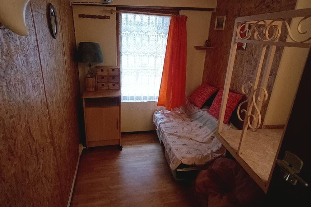 Foto 2 von 10: Gite de la Couze authentic Auvergne house ideal for nature lovers