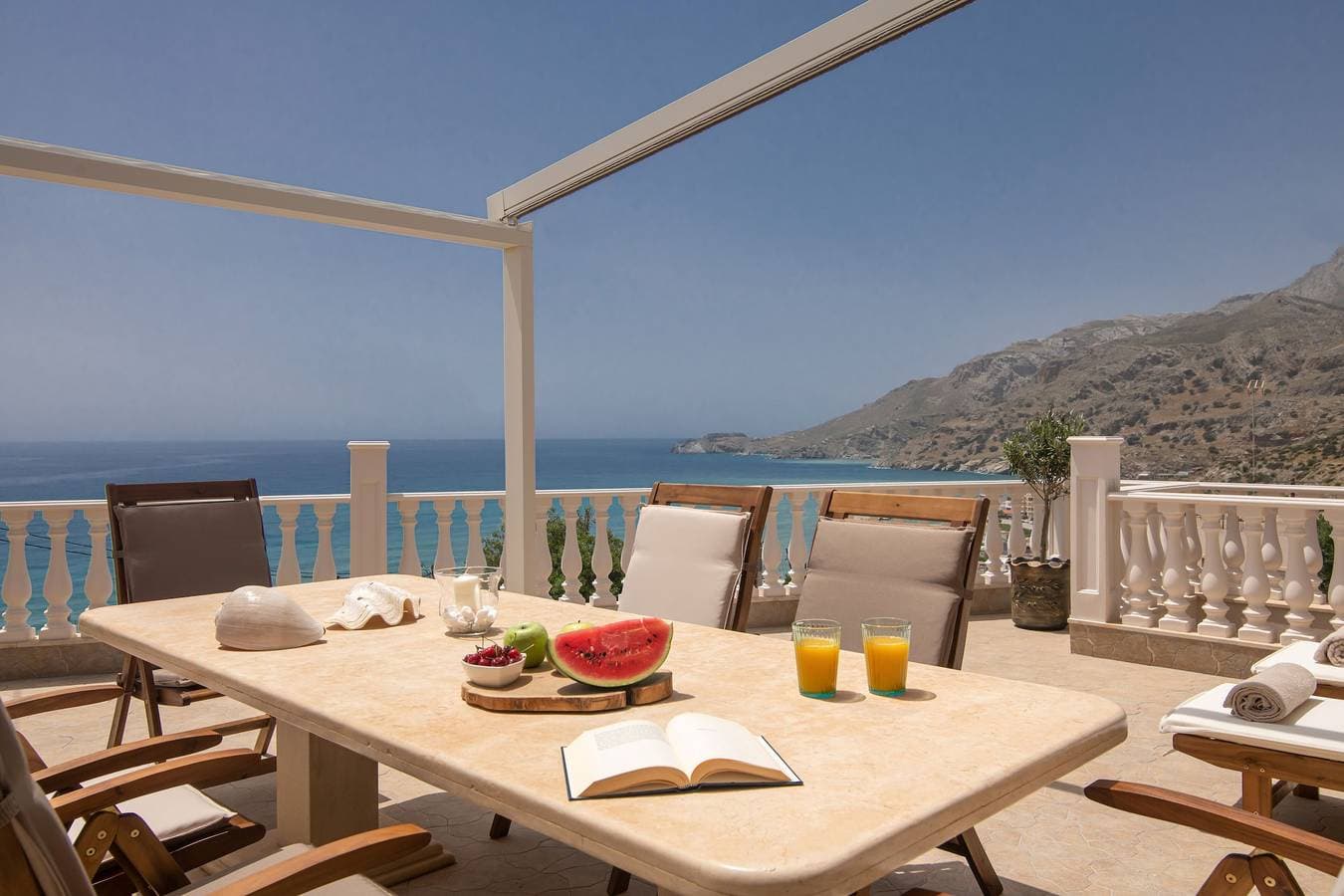 Foto 6 von 33: Ferienhaus für 7 Personen mit Terrasse