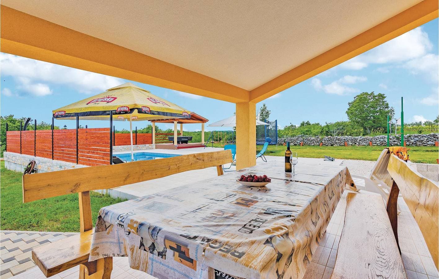 Foto 7 von 29: Geräumige 2-Zimmer-Wohnung mit WLAN, Pool und Terrasse