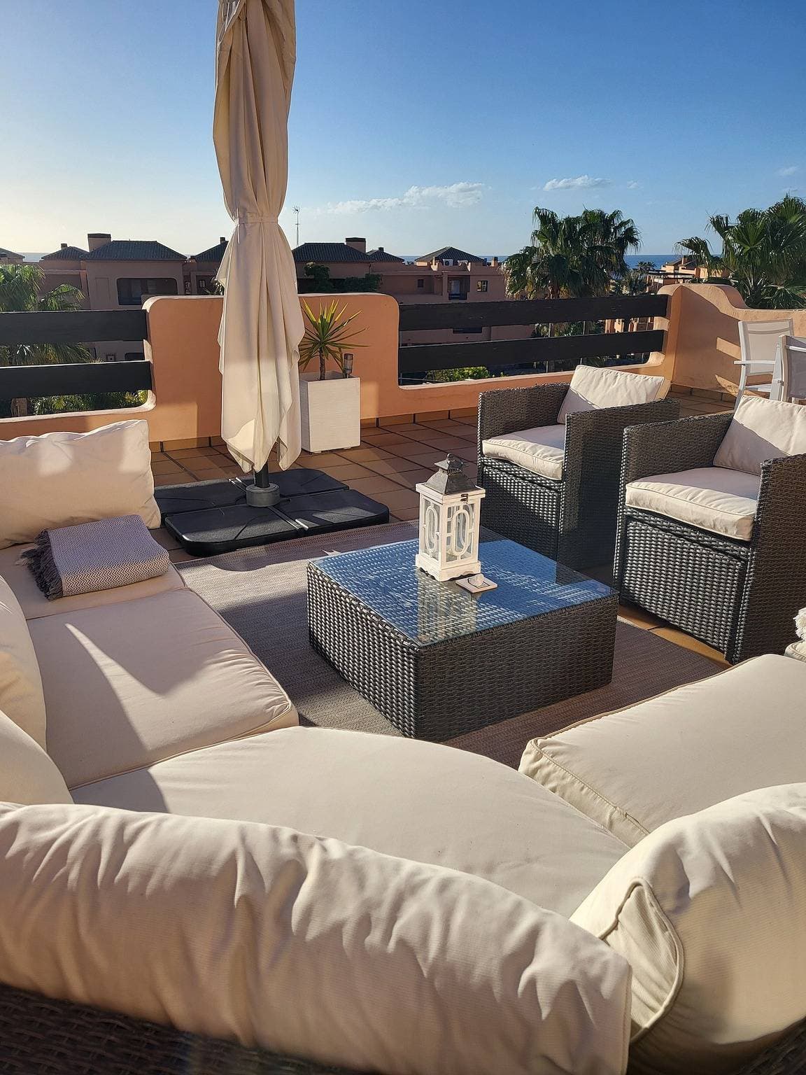 Foto 11 von 45: Apartment 'Casares Beach Luxe Penthouse' mit Meerblick, WLAN und Klimaanlage