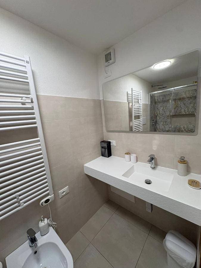 Foto 4 von 11: One-Bedroom Apartment