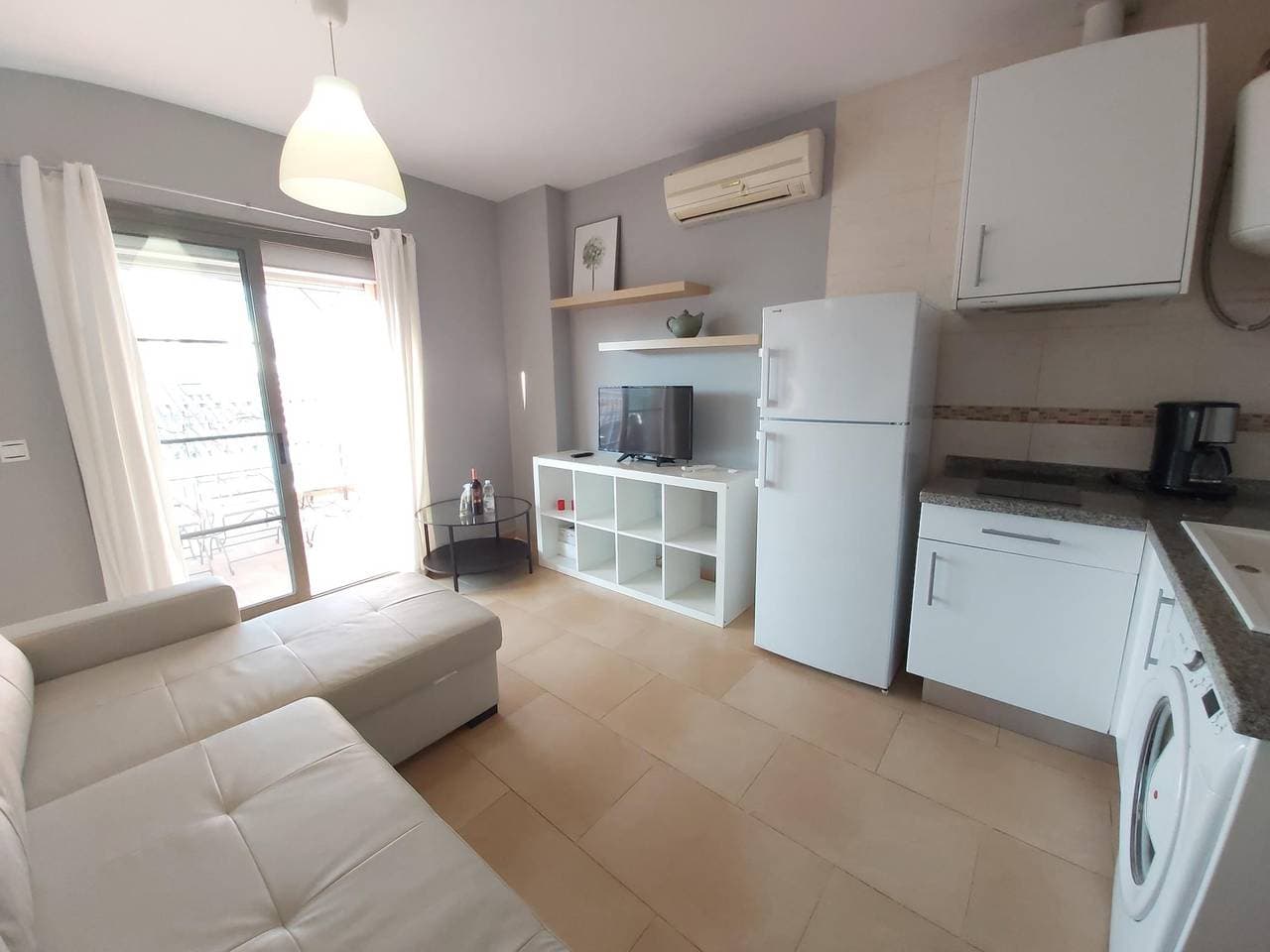 Foto 8 von 32: Ferienwohnung für 4 Personen mit Terrasse