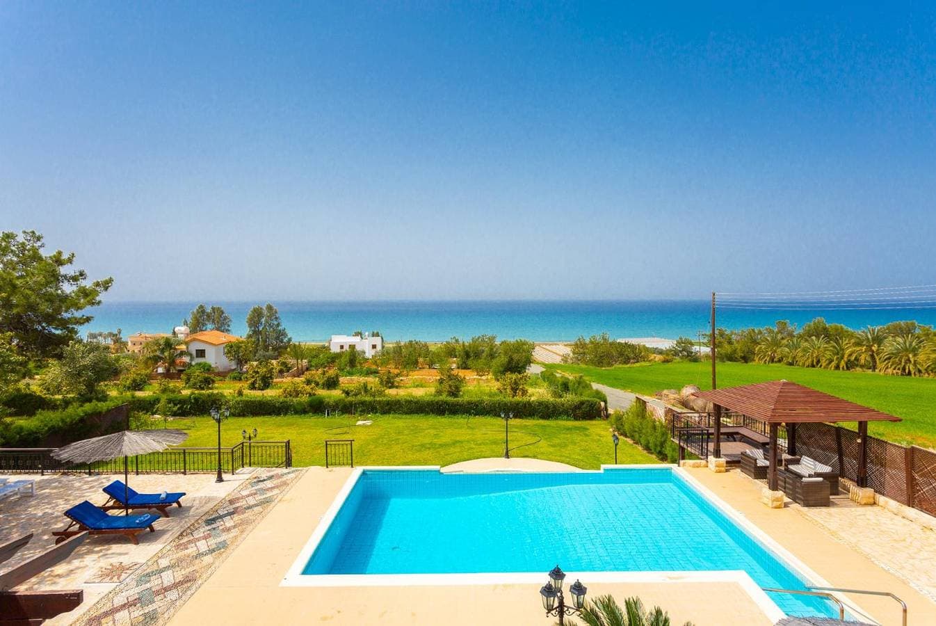 Foto 6 von 48: Villa für 10 Personen mit Garten
