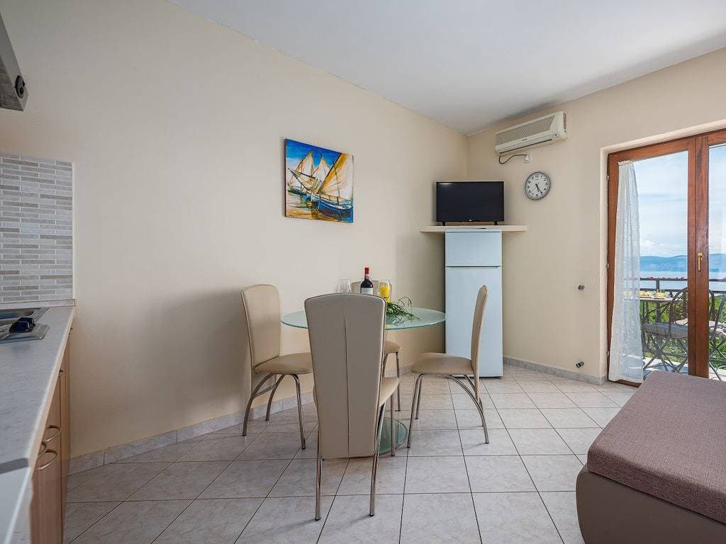 Foto 12 von 31: Ferienwohnung in Labin mit Schwimmbecken