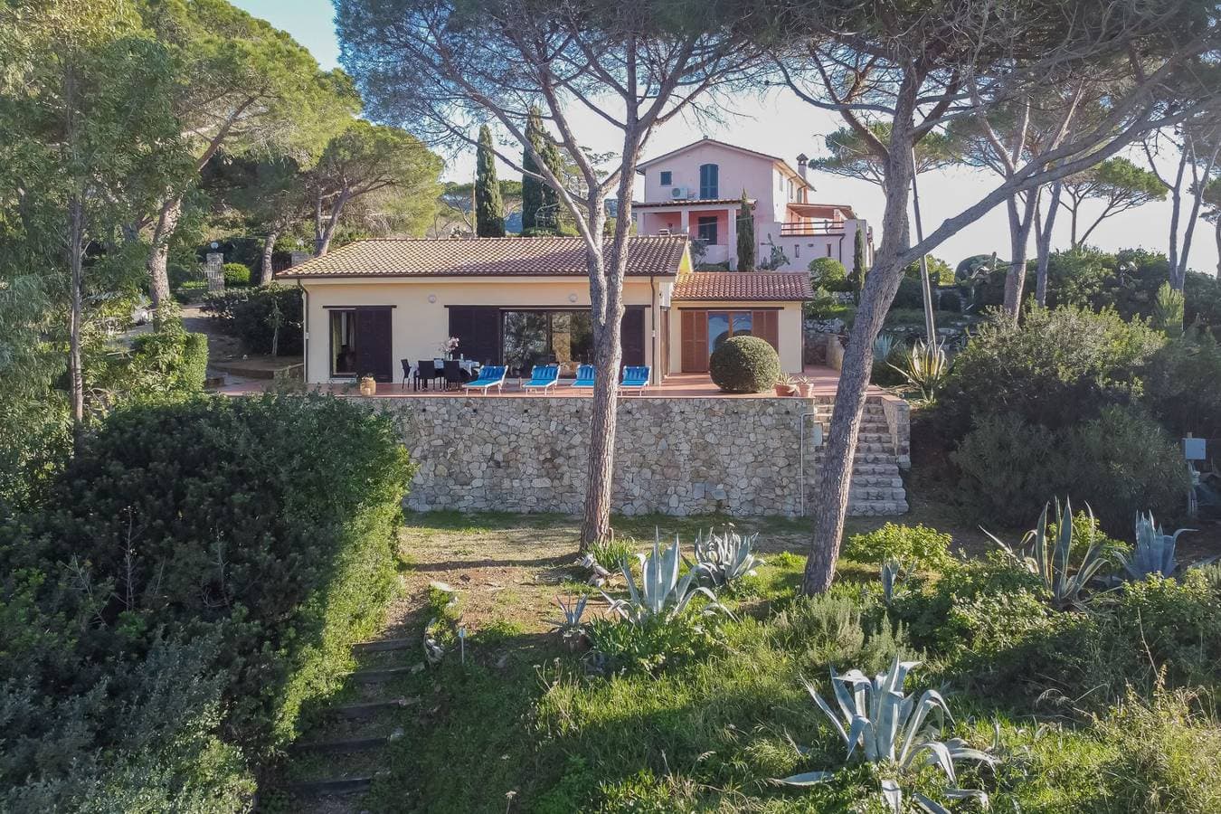 Foto 10 von 54: Villa für 8 Personen mit Terrasse