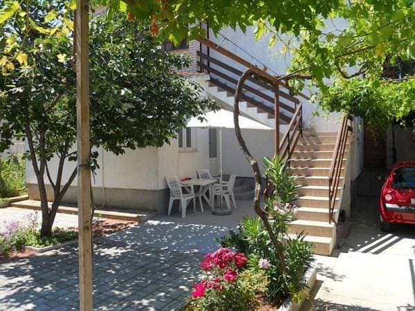 Foto 2 von 25: Ferienwohnung in Biograd na Moru mit Terrasse, Klimaanlage, W-Lan (4801-2)