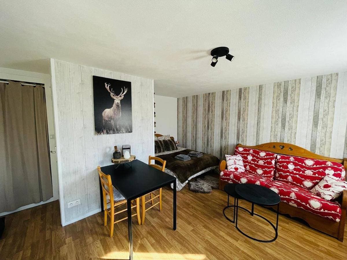 Foto 4 von 28: One-Bedroom Apartment