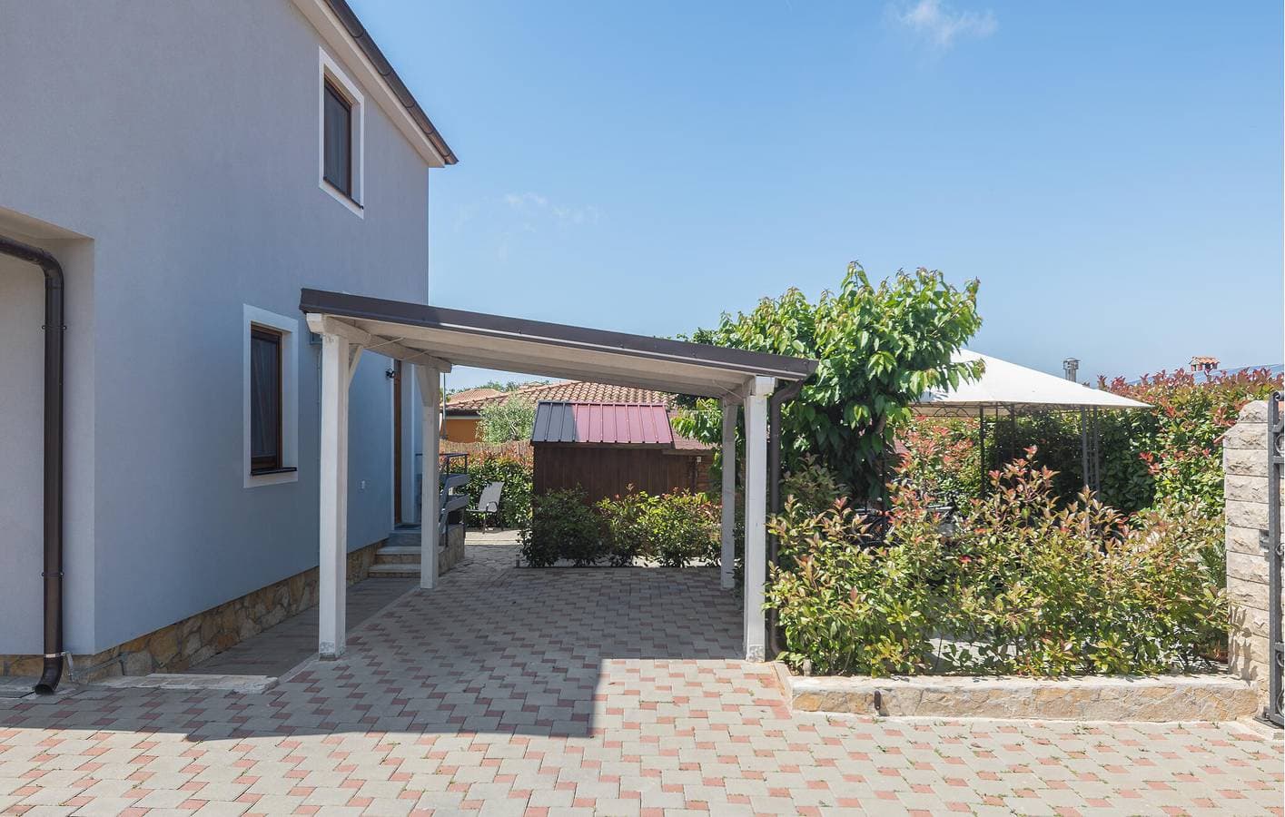 Foto 4 von 34: Modernes Apartment mit Pool, WLAN und Parkplatz in der Nähe des Stadtzentrums von Musalez