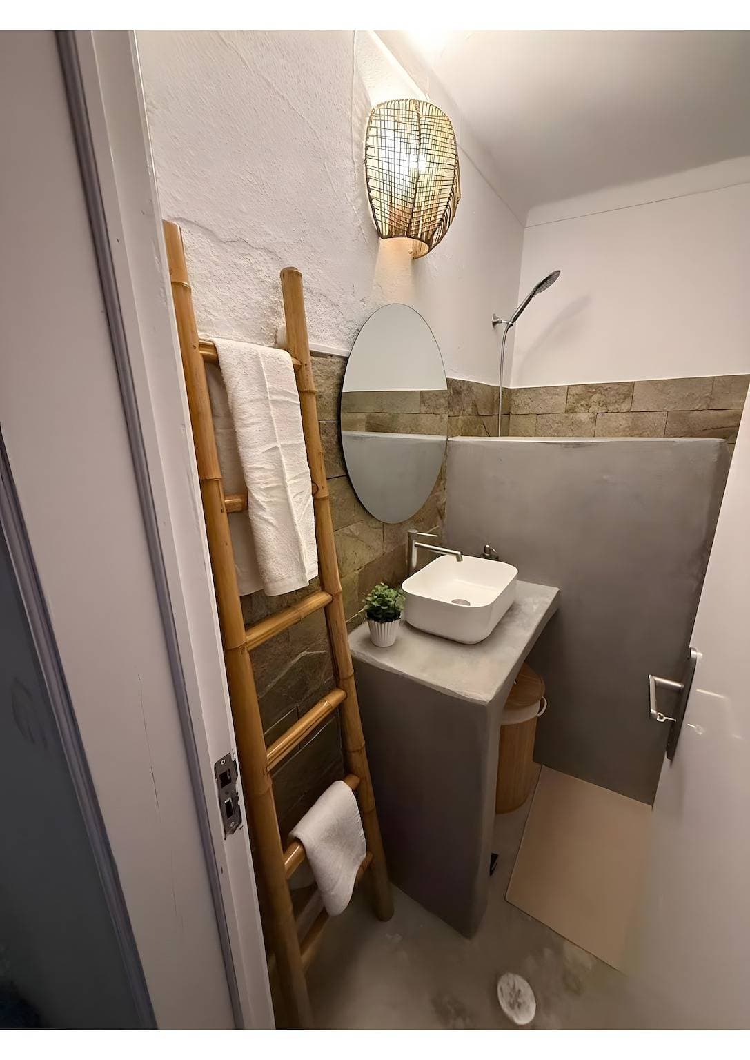 Foto 11 von 17: Apartment 'Casa Tia Anica' mit Seeblick, WLAN und Klimaanlage