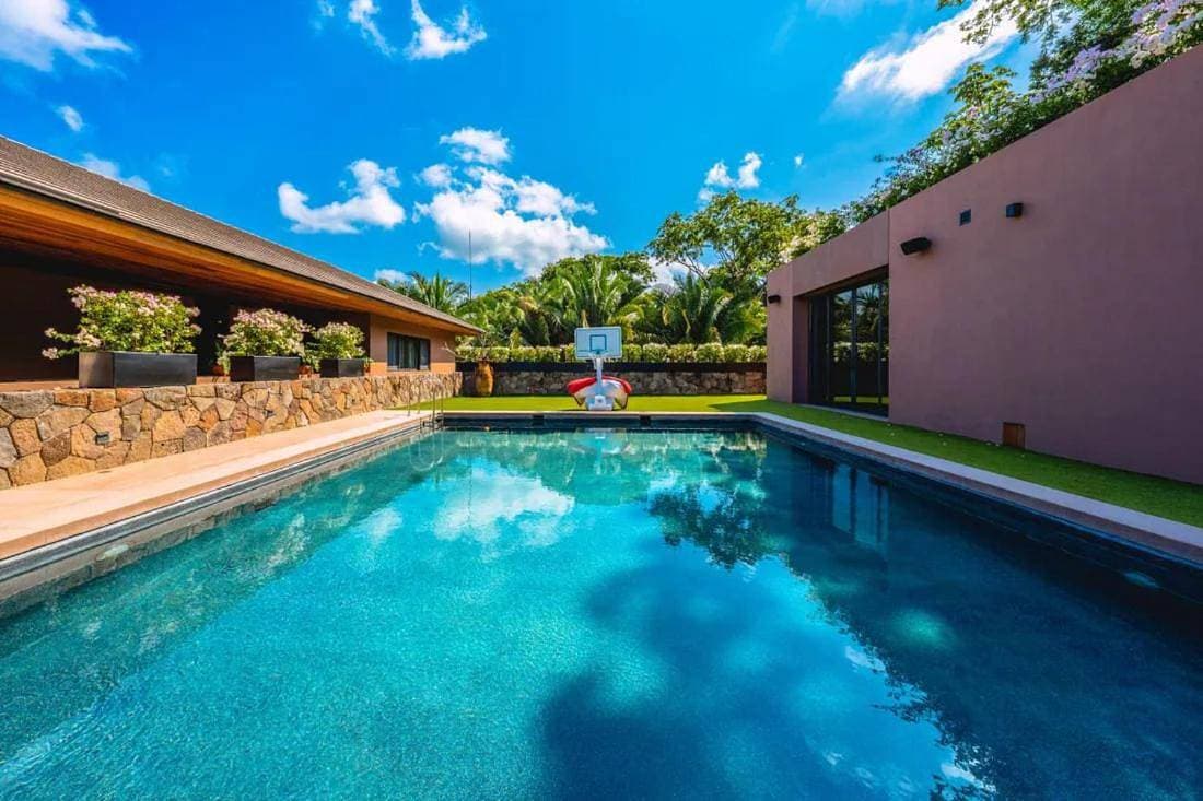 Foto 4 von 39: Villa with Private Pool