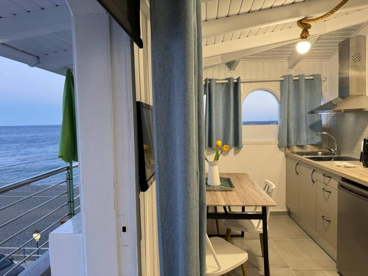 Foto 11 von 19: Apartment with Sea View