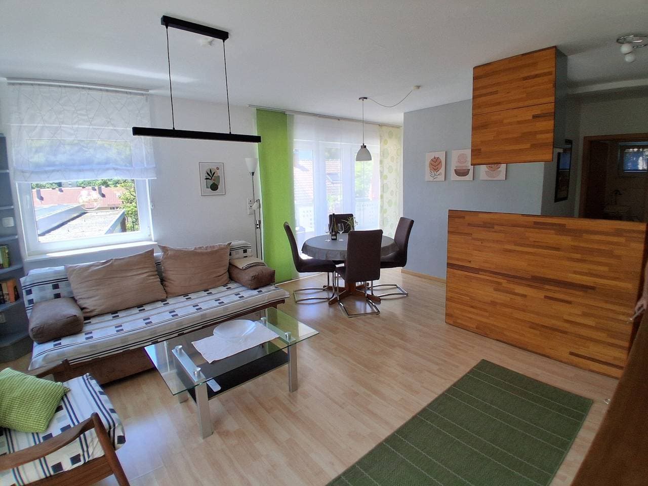 Foto 3 von 13: Ferienwohnung 'Sonntag' mit Balkon und Wi-Fi