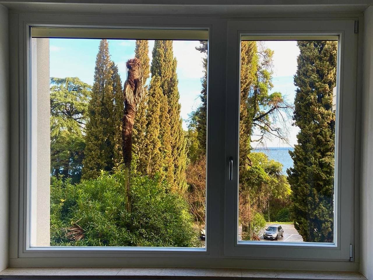 Foto 8 von 25: Charmantes Apartment mit Seeblick in Gardone Riviera