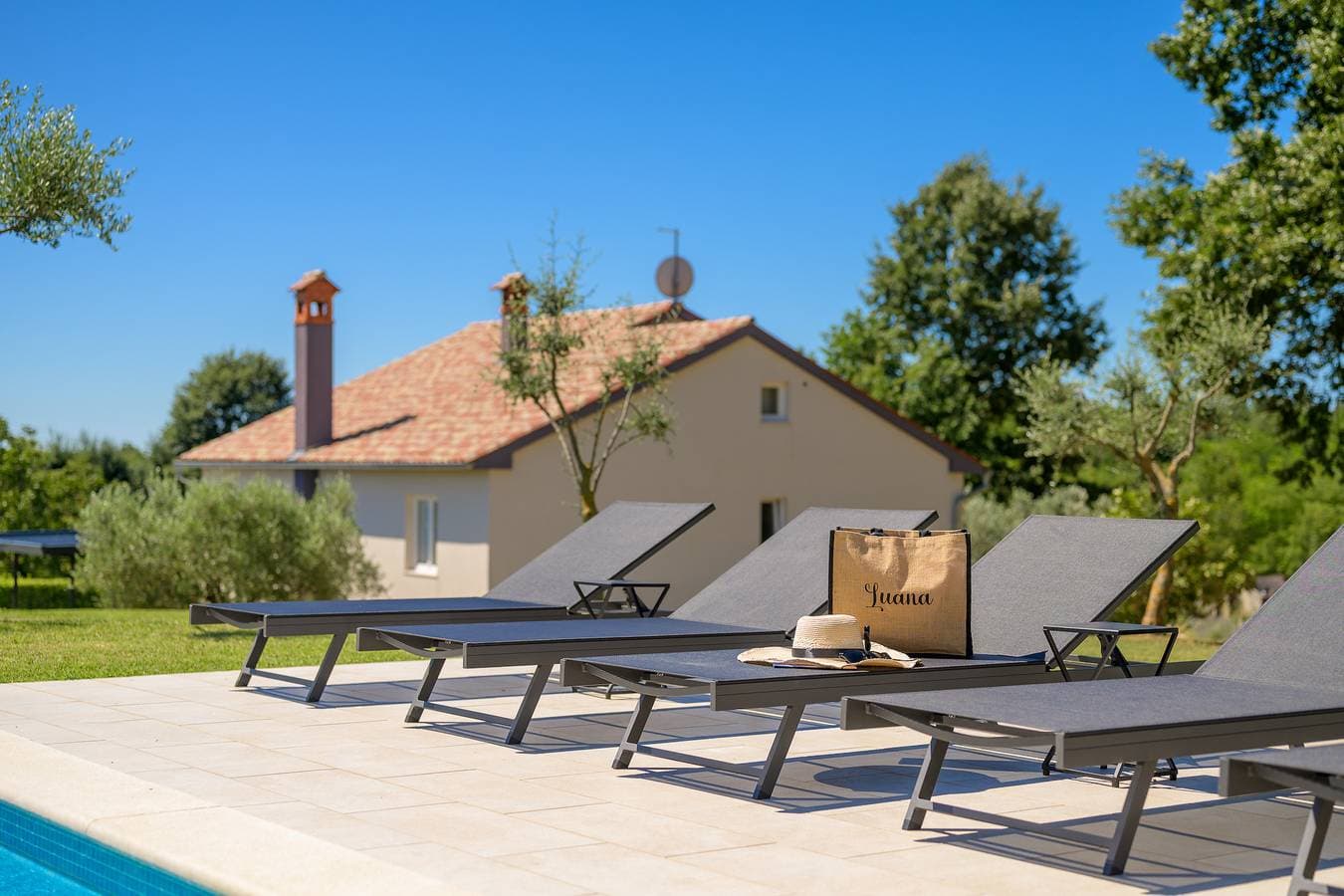Foto 4 von 42: Villa Piljan