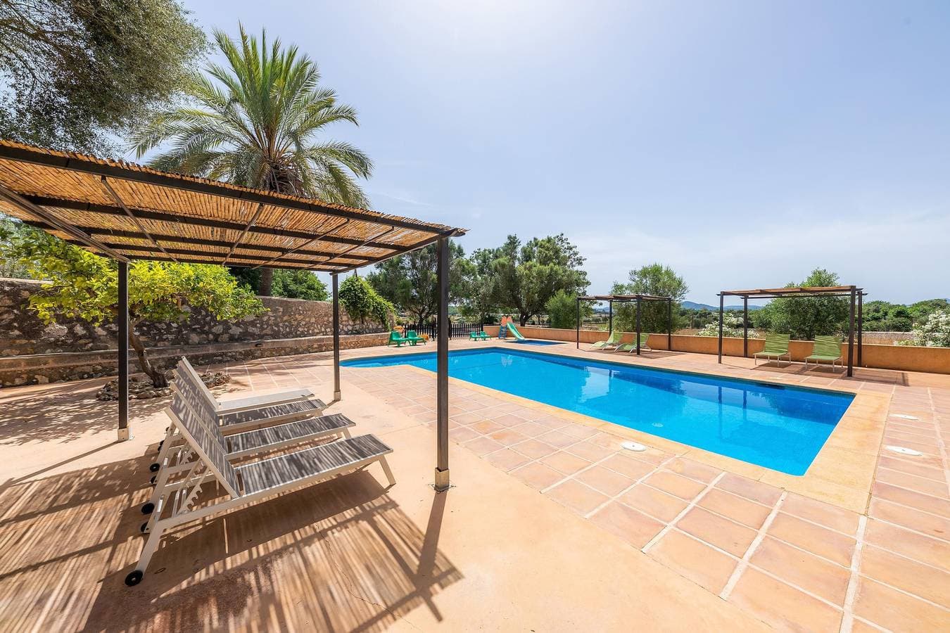 Foto 4 von 30: Agroturismo „Es Rafalet – Casa Amitger“ mit Landblick, Pool, WLAN, Klimaanlage & Garten