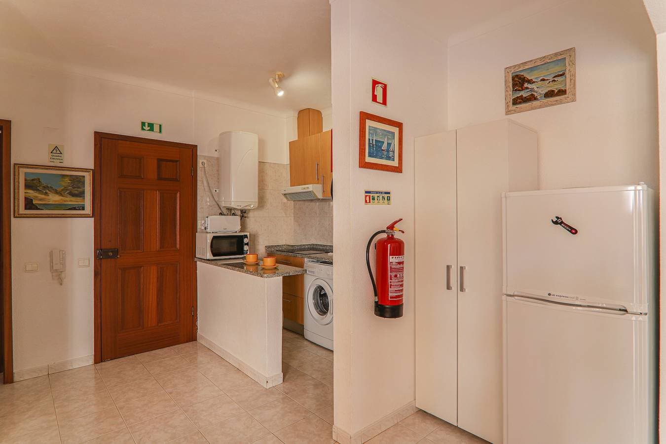 Foto 5 von 17: Apt. Torre Sol 107 – direkt am Strand, Klimaanlage & Pool