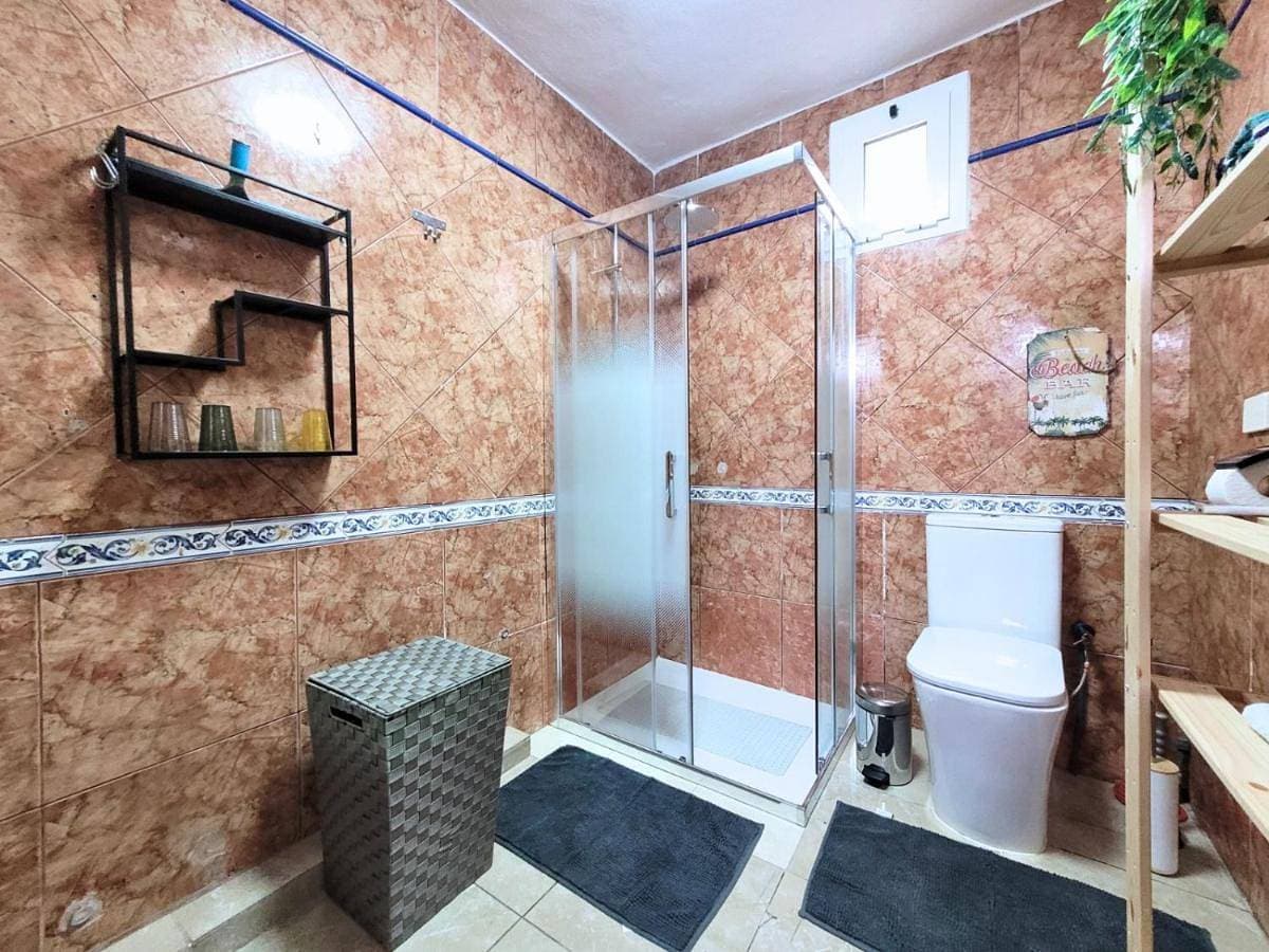 Foto 4 von 18: One-Bedroom Apartment