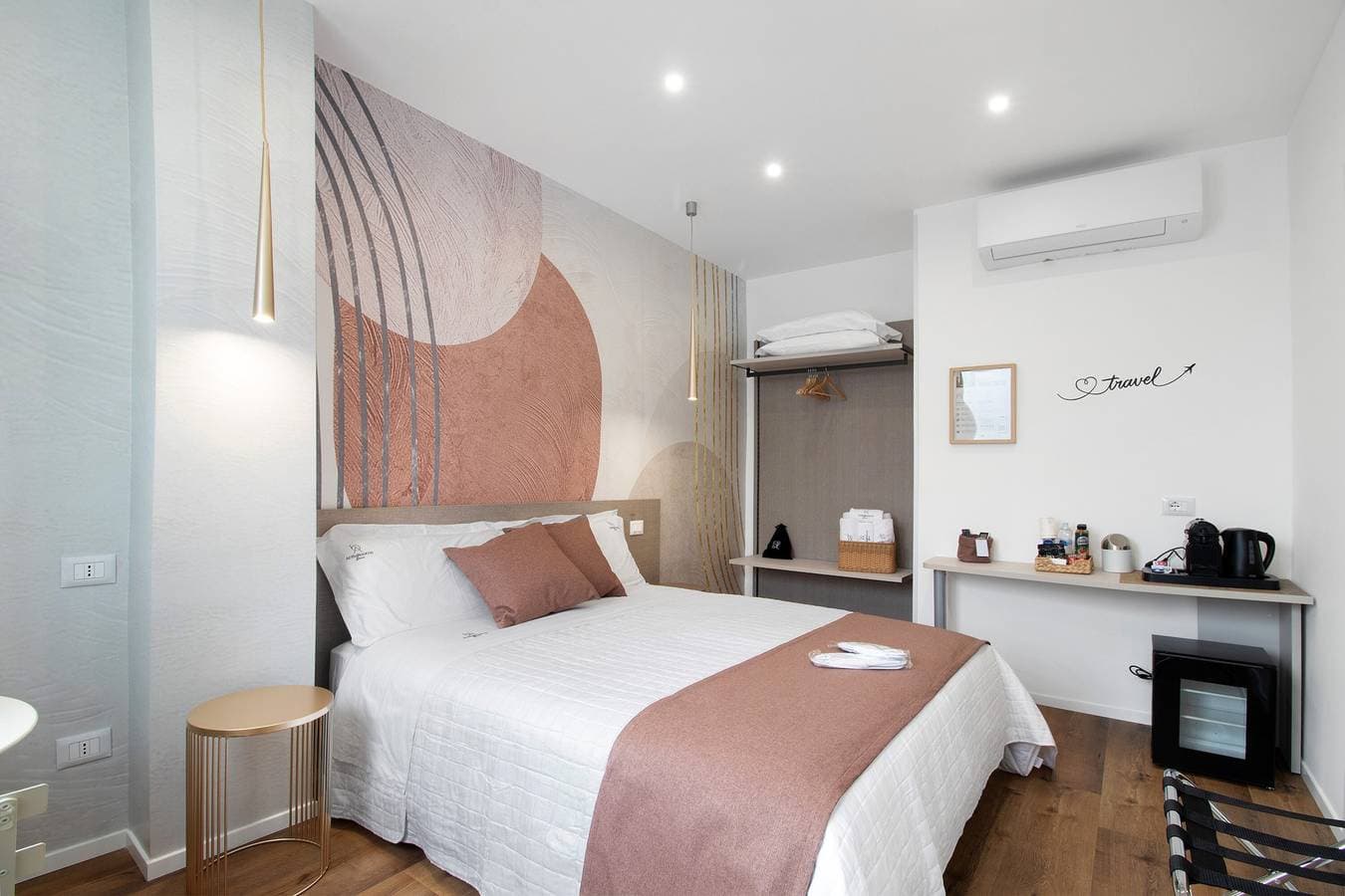 Foto 4 von 27: Zimmer 3 – Anita Rooms Bari