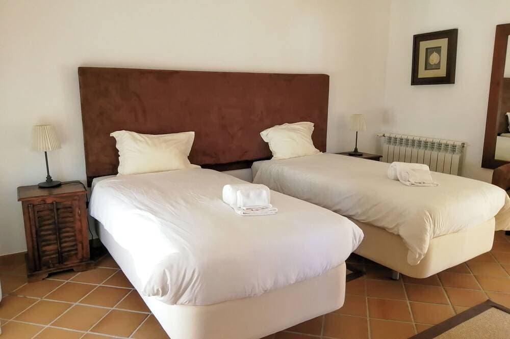 Foto 4 von 30: Wunderschöne 3-Bett-Villa in einem privaten Komplex am Praia d'El Rey