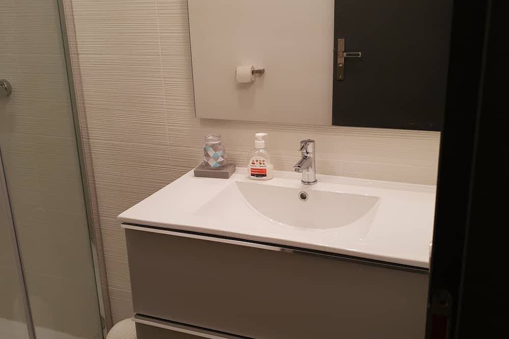 Foto 9 von 22: Erdgeschossvilla 4-6 Personen Porto-Pollo, mit Schwimmbad.