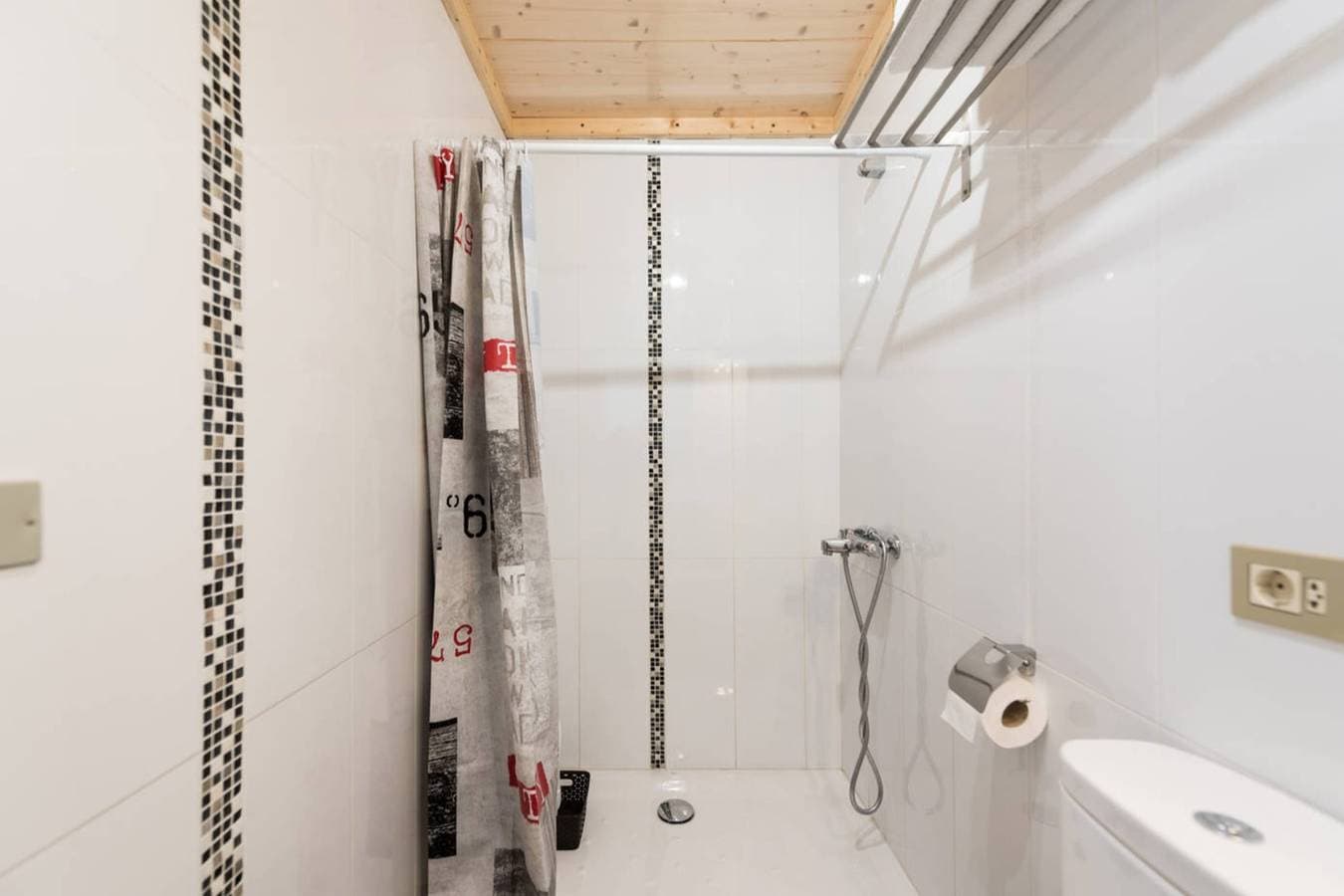 Foto 9 von 12: Renovated Apartment in town