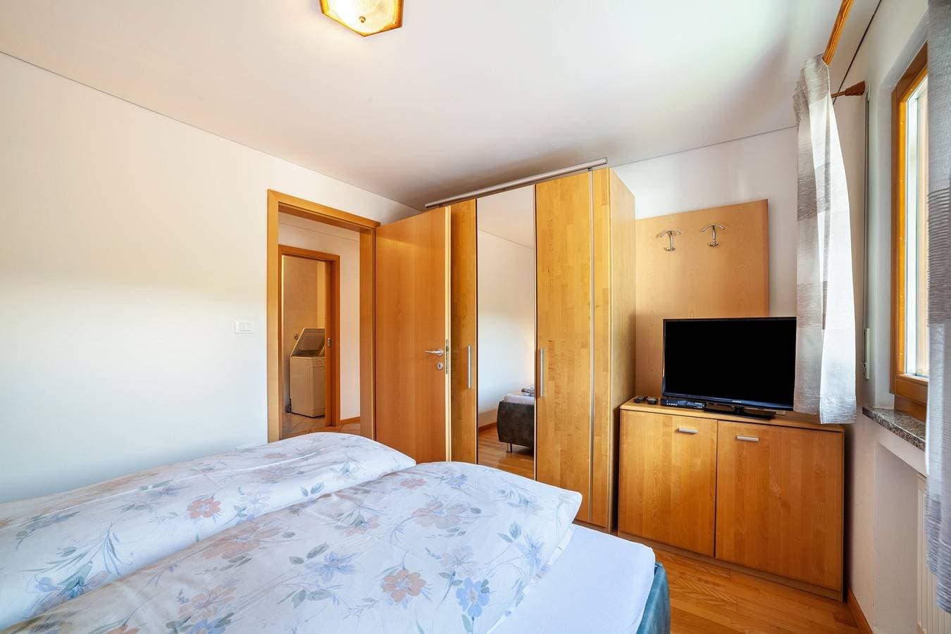 Foto 4 von 25: Ferienwohnung "Sonnegg" mit Bergblick, Balkon und WLAN