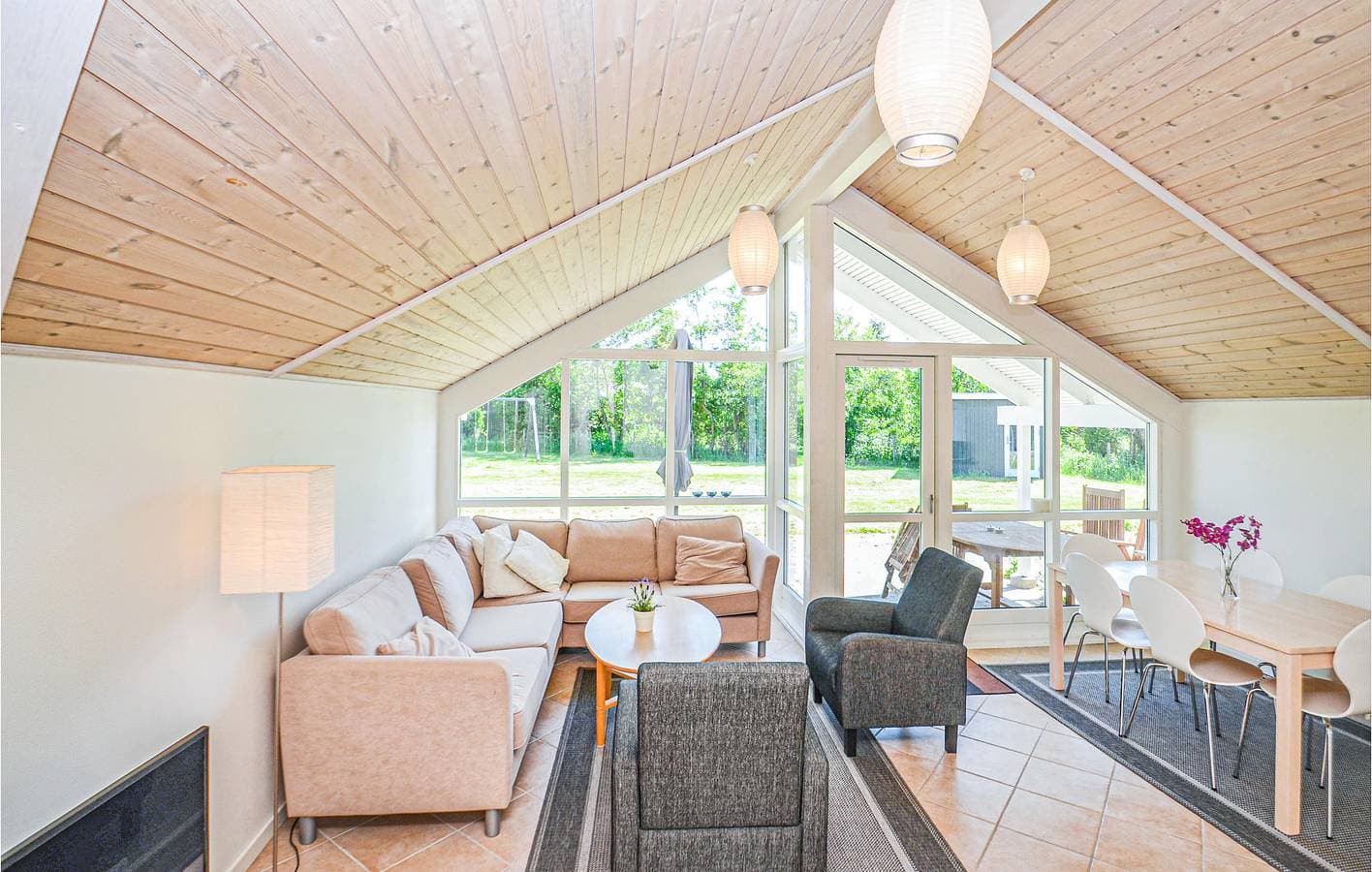 Foto 8 von 16: Ferienhaus für 6 Personen mit Whirlpool