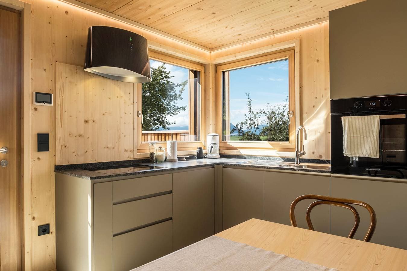 Foto 7 von 34: Ferienhaus 'Landhaus Silene' in Südtirol-Trentino mit Blick auf die Berge