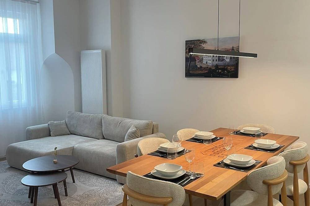 Schloss Espasingen am Bodensee | Ferienwohnung Jean de Montreuil Suite 1