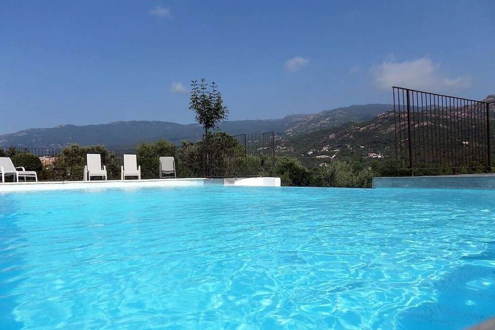 Foto 12 von 30: 2 3* Pool Villas With Panoramic Views Located Between Sea And Mountains